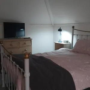 Homestay Homestay, Poole
